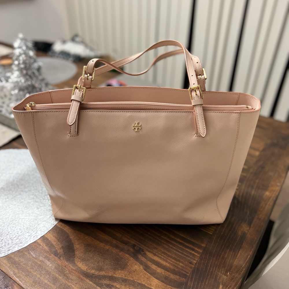 Tory Burch bag
